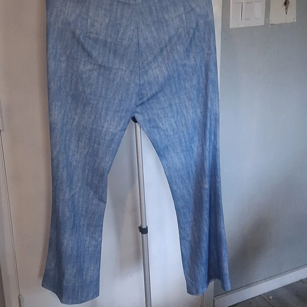 Stylish Blue Stretcchy Women's Jeggings Size 3xl - Picture 3 of 4